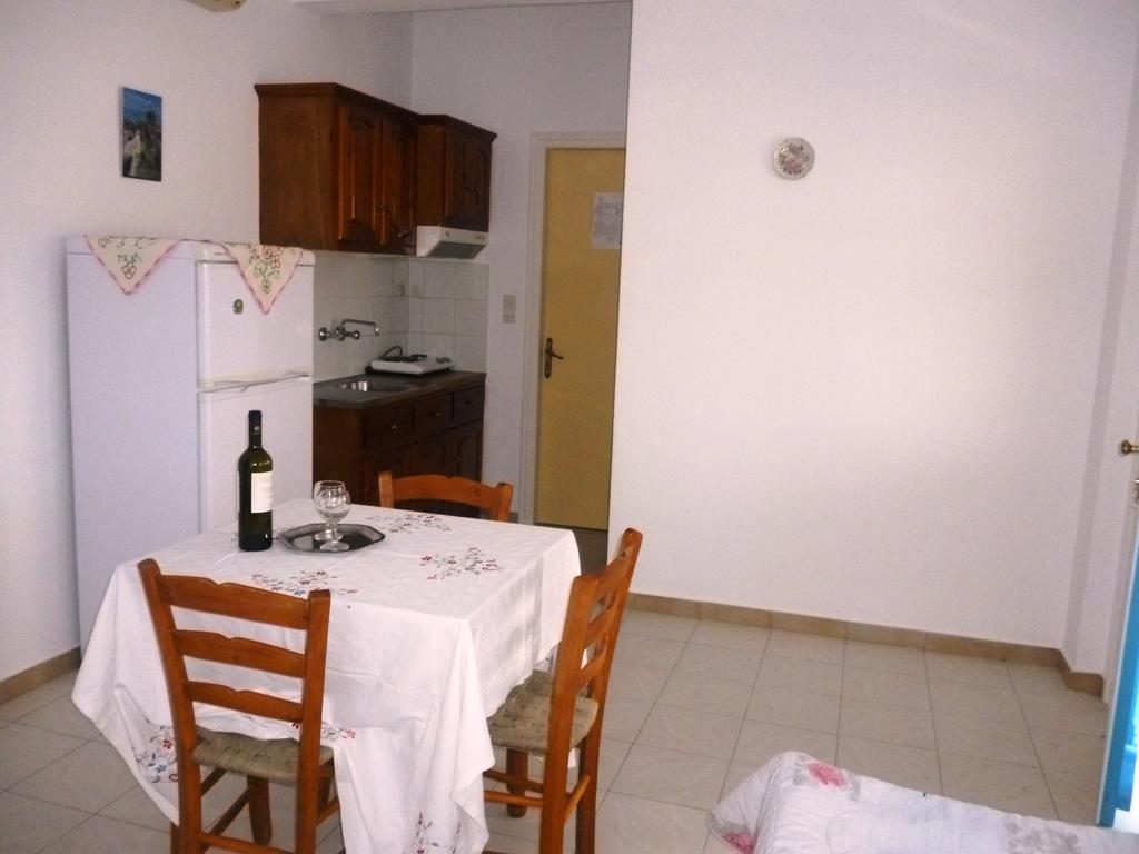 Apartments Jota มาราโธคามปอส ห้อง รูปภาพ